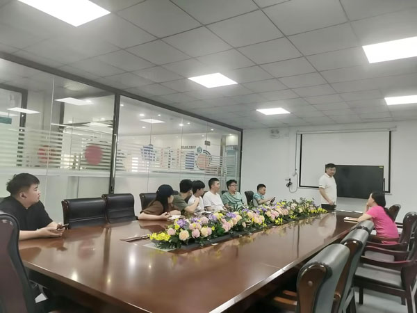 深圳發貨到香港的中港物流公司