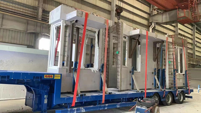 玻璃幕墻經港珠澳大橋出口到香港、澳門