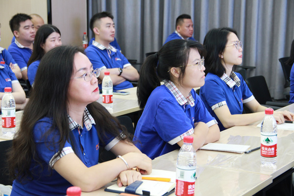 飛龍世紀物流：拒絕內耗 務實工作