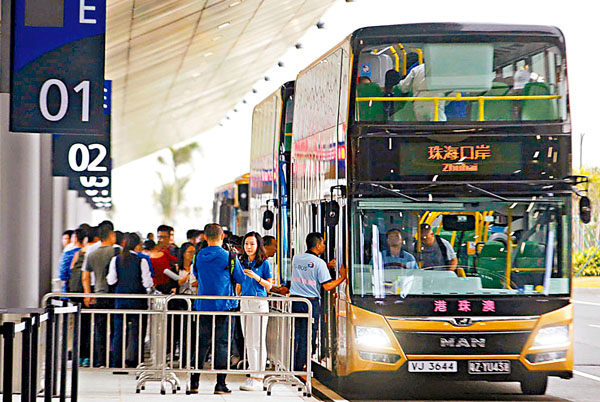 香港運(yùn)輸署：加強(qiáng)保障國(guó)慶假期的本地及跨境運(yùn)輸服務(wù)