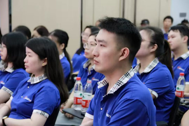 中港物流業務員：搞定客戶 營銷思路很重要